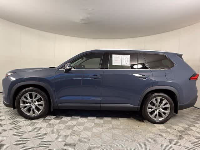 Used 2024 Toyota Grand Highlander AWD image 2