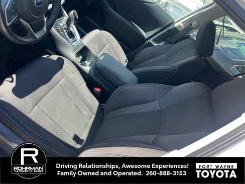 Used 2024 Subaru Outback Premium AWD/4WD image 6