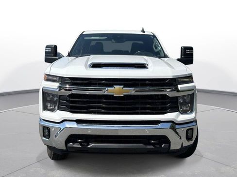 Used 2025 Chevrolet Silverado 3500 LT w/ Safety Package AWD/4WD image 3