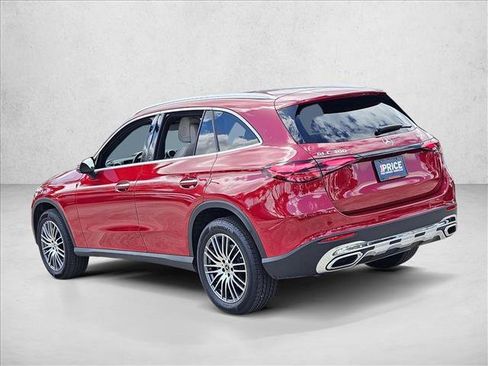 Used 2026 Mercedes-Benz GLC 300 image 8