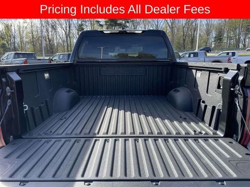 Used 2023 Toyota Tundra Platinum AWD/4WD image 13