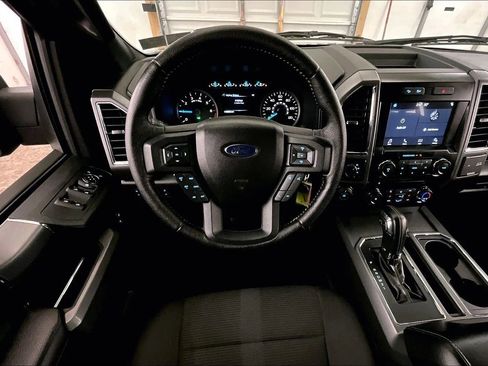 Used 2016 Ford F150 XLT w/ Equipment Group 302A Luxury image 5