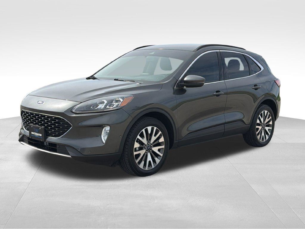 Used 2020 Ford Escape Titanium AWD/4WD image 2