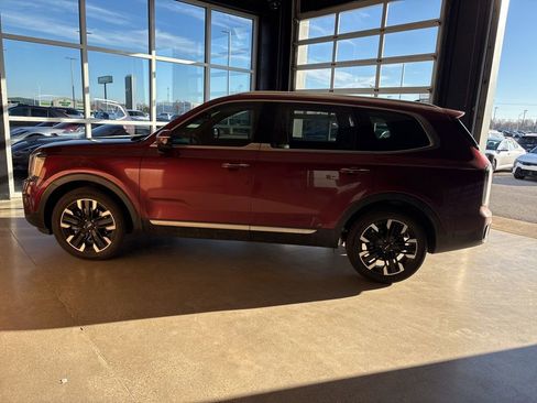 Used 2024 Kia Telluride SX image 8