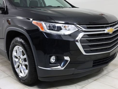 Used 2019 Chevrolet Traverse LT FWD image 36