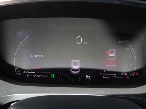 Certified 2023 Acura MDX FWD w/ Technology Package image 29