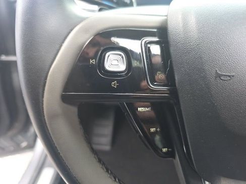 Used 2025 Lincoln Corsair AWD w/ Equipment Group 101A image 19