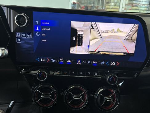 Used 2024 Chevrolet Blazer EV RS RWD image 15
