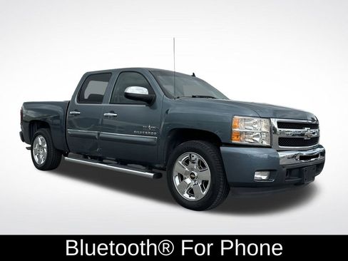 Used 2010 Chevrolet Silverado 1500 LT w/ Texas Edition image 10