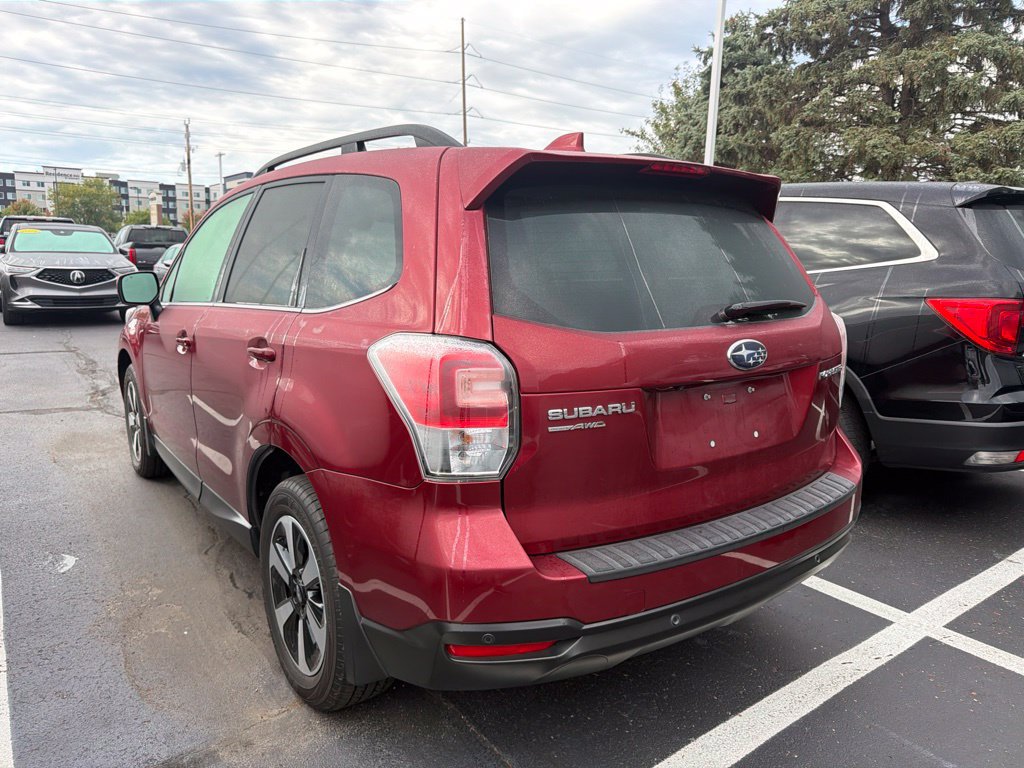 Used 2018 Subaru Forester 2.5i Limited AWD/4WD image 2