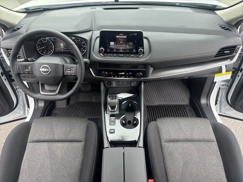 New 2026 Nissan Rogue SV image 9