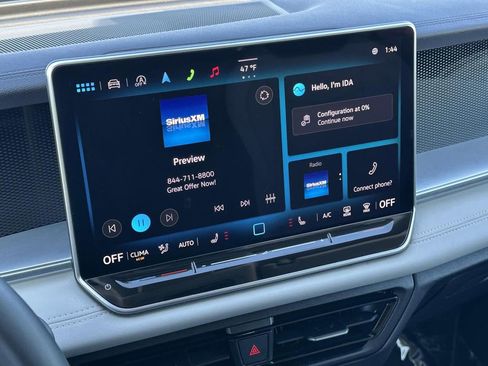 Certified 2025 Volkswagen Tiguan SE image 27