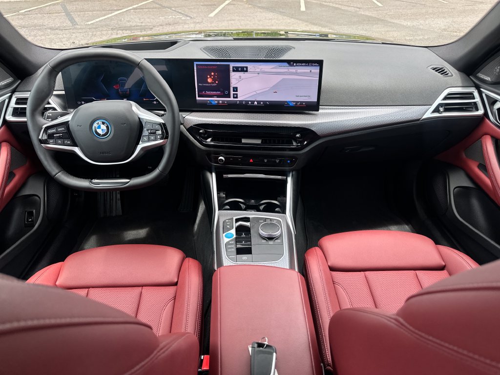 Used 2025 BMW i4 eDrive40 w/ Premium Package RWD image 14