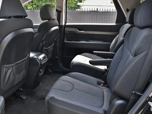 Used 2022 Hyundai Palisade SEL w/ Cargo Package FWD image 19