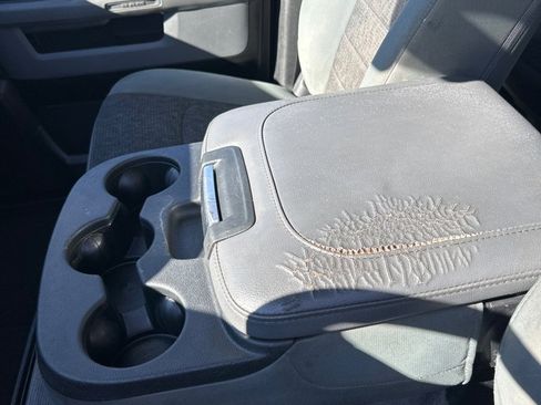 Used 2019 RAM 1500 Classic SLT w/ Luxury Group image 14