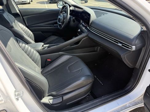 Certified 2023 Hyundai Elantra Limited w/ Cargo Package image 15
