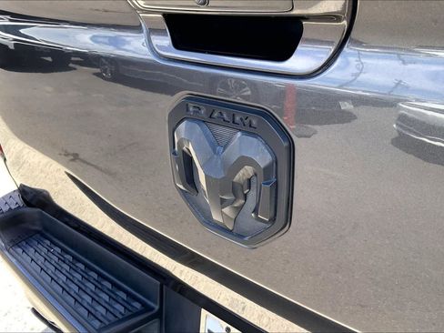 Used 2020 RAM 1500 Big Horn RWD image 7