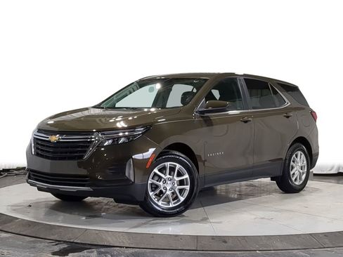 Used 2023 Chevrolet Equinox LT FWD image 1
