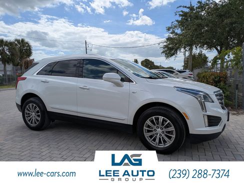 Used 2017 Cadillac XT5 Luxury w/ Driver Awareness Package FWD image 1