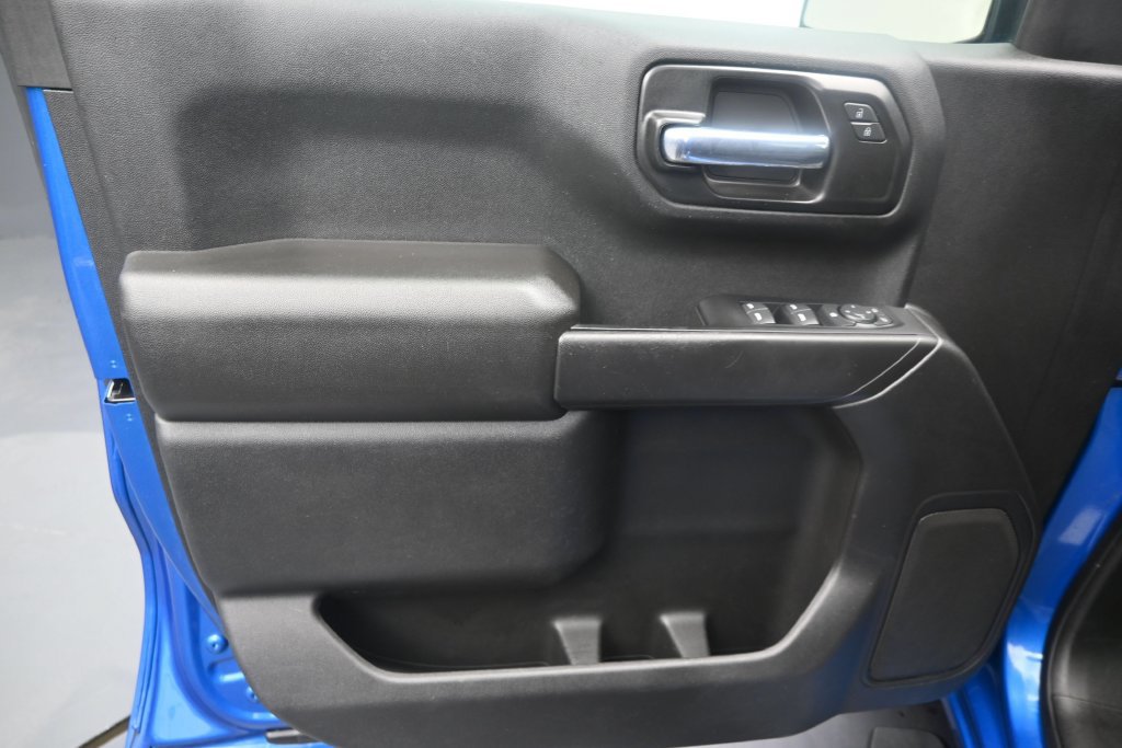 Used 2022 Chevrolet Silverado 1500 Custom RWD image 11