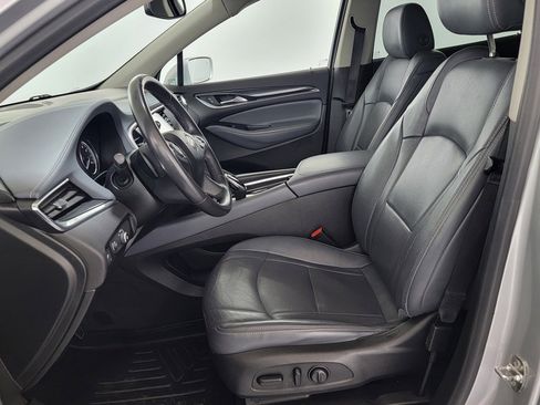 Used 2020 Buick Enclave Essence image 14