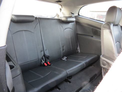 Used 2014 Chevrolet Traverse LT image 21