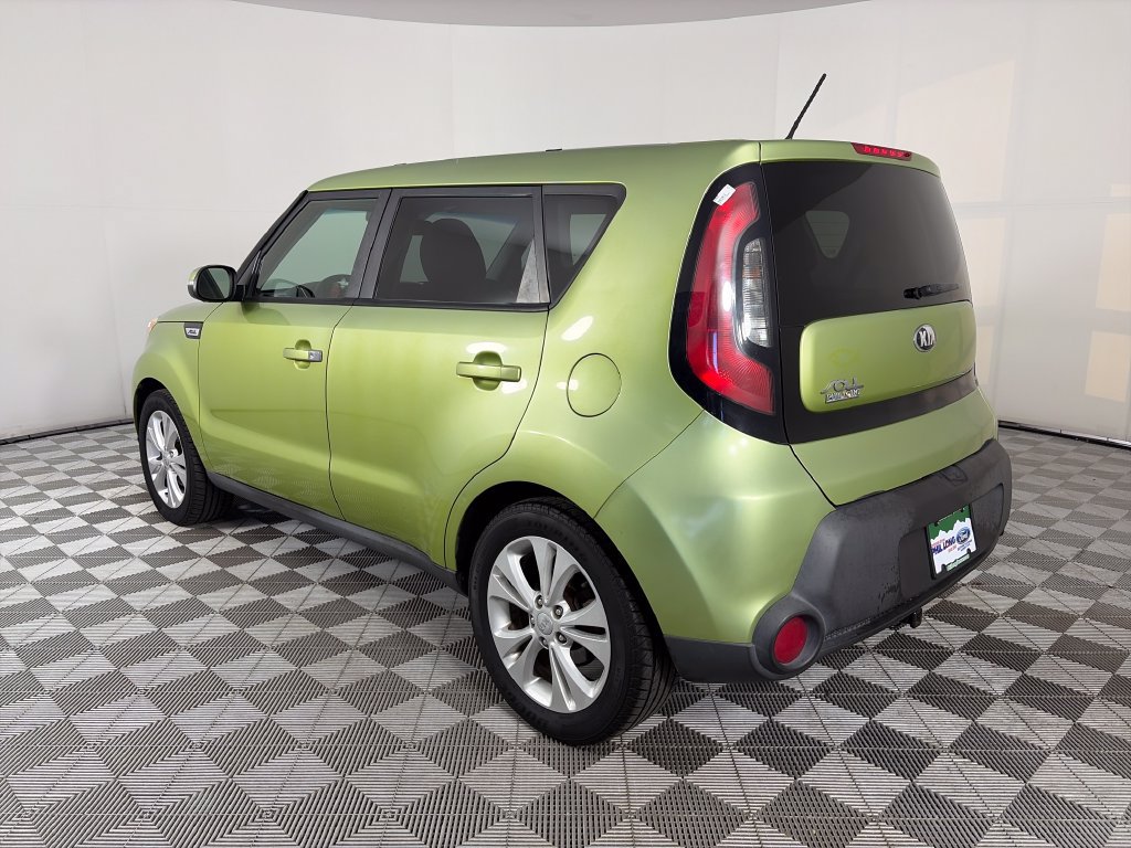 Used 2014 Kia Soul + FWD image 5