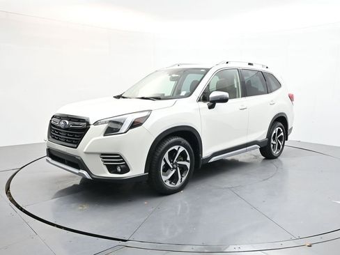 Used 2023 Subaru Forester Touring AWD/4WD image 1
