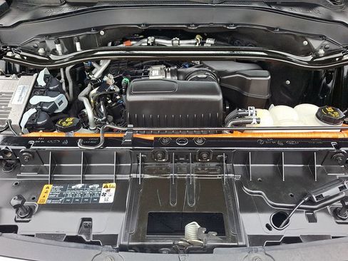 Used 2022 Ford Explorer Platinum w/ Technology Package image 30