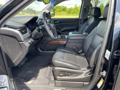 Used 2017 Chevrolet Tahoe Premier AWD/4WD image 13