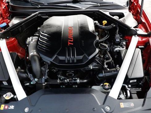 Used 2019 Kia Stinger GT2 image 23