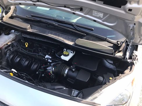 Used 2018 Ford Transit Connect XLT image 53