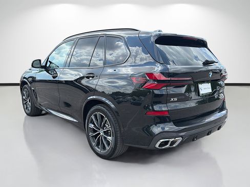 Used 2026 BMW X5 M60i AWD/4WD image 5