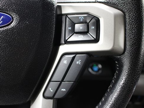 Used 2016 Ford F150 Lariat AWD/4WD image 13