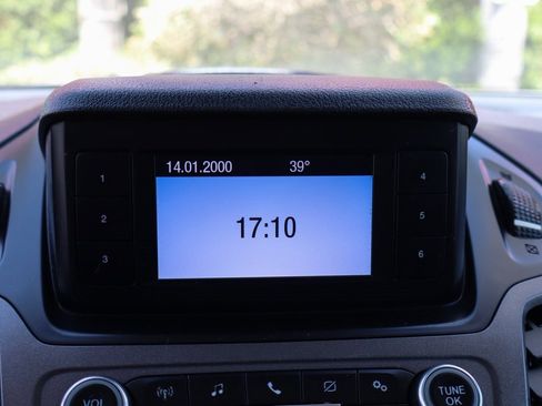 Used 2019 Ford Transit Connect XL image 26