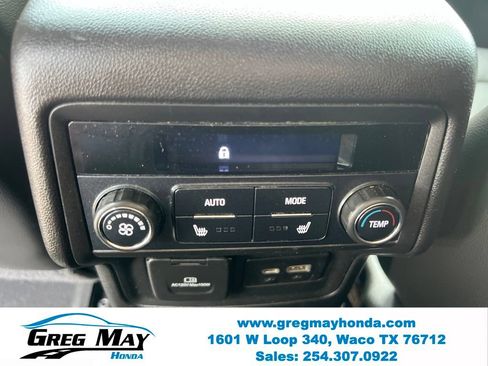 Used 2021 GMC Acadia AT4 w/ Preferred Package AWD/4WD image 21