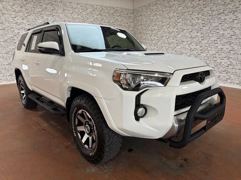 Used 2019 Toyota 4Runner TRD Off-Road Premium AWD/4WD image 9