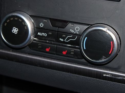 Used 2023 Ford Expedition Platinum AWD/4WD image 35