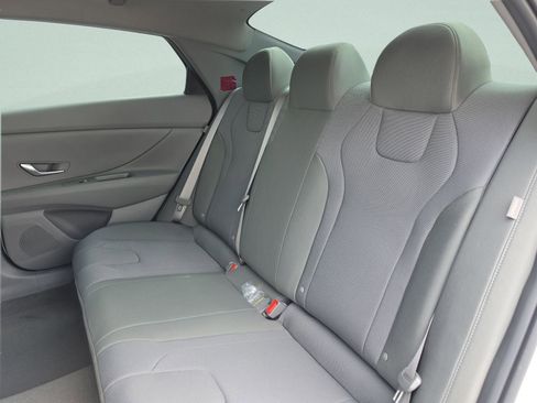 New 2026 Hyundai Elantra SE image 21