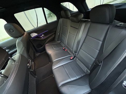 Used 2023 Mercedes-Benz GLE 350 4MATIC w/ Premium Package image 37