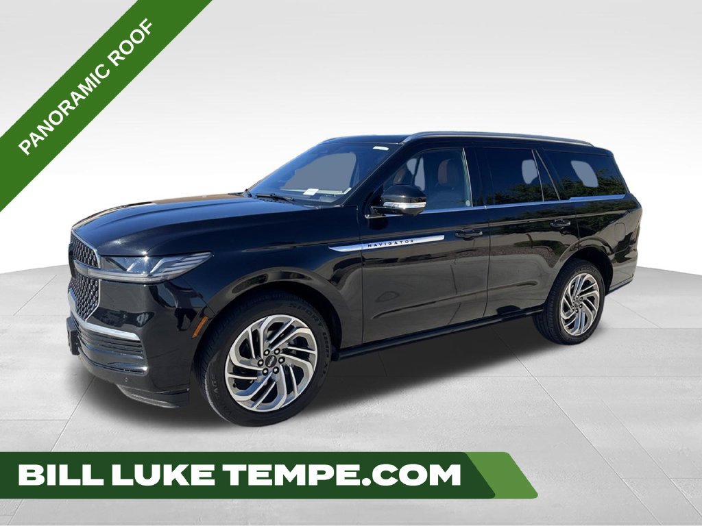 Used 2025 Lincoln Navigator Reserve AWD/4WD image 1