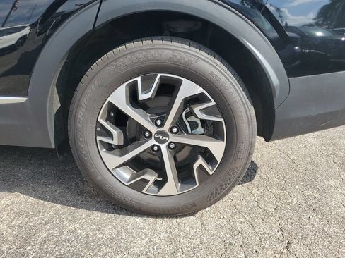 Certified 2024 Kia Sportage EX AWD/4WD image 26
