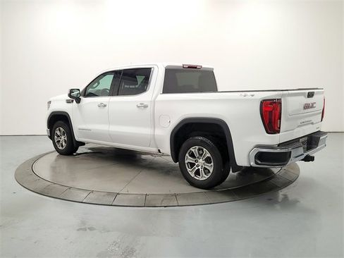Used 2025 GMC Sierra 1500 SLT image 5