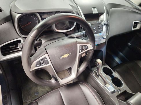 Used 2011 Chevrolet Equinox LT w/ Chrome Appearance Package FWD image 10