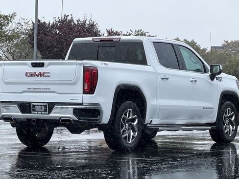 Used 2024 GMC Sierra 1500 SLT w/ SLT Premium Plus Package image 4