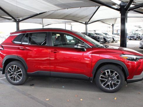 New 2026 Toyota Corolla Cross XLE image 18