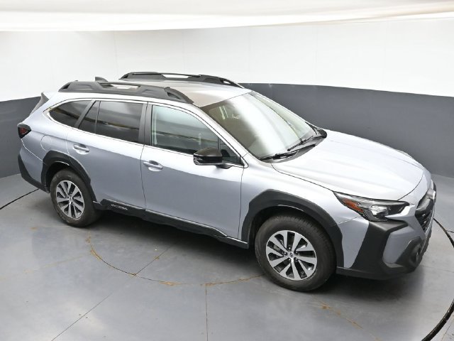 Used 2025 Subaru Outback Premium AWD/4WD image 42