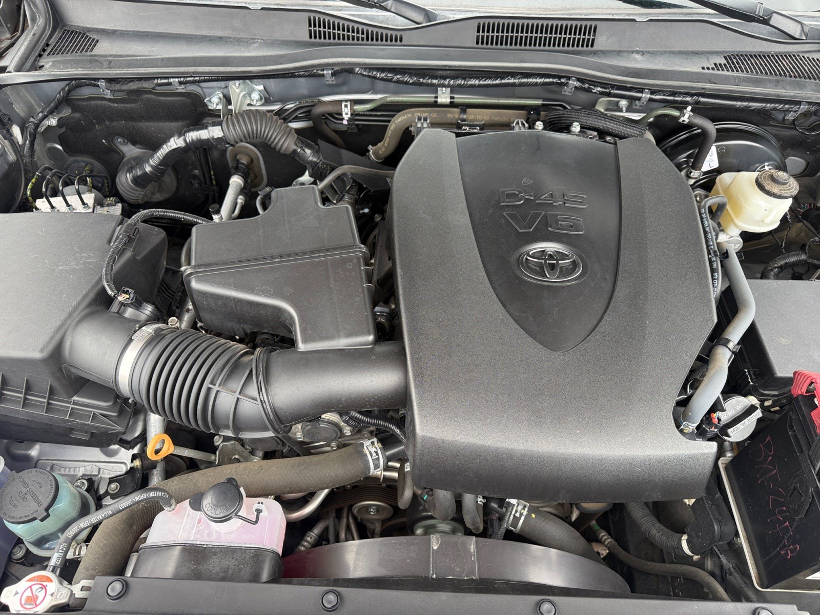 Used 2021 Toyota Tacoma SR AWD/4WD image 20