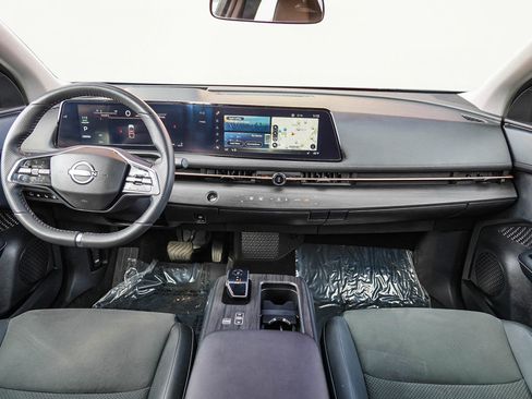 Used 2024 Nissan Ariya AWD image 13