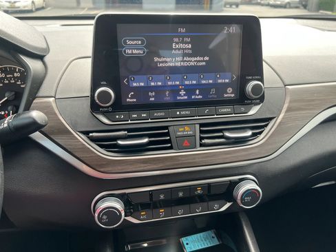 Used 2024 Nissan Altima 2.5 SV FWD image 20